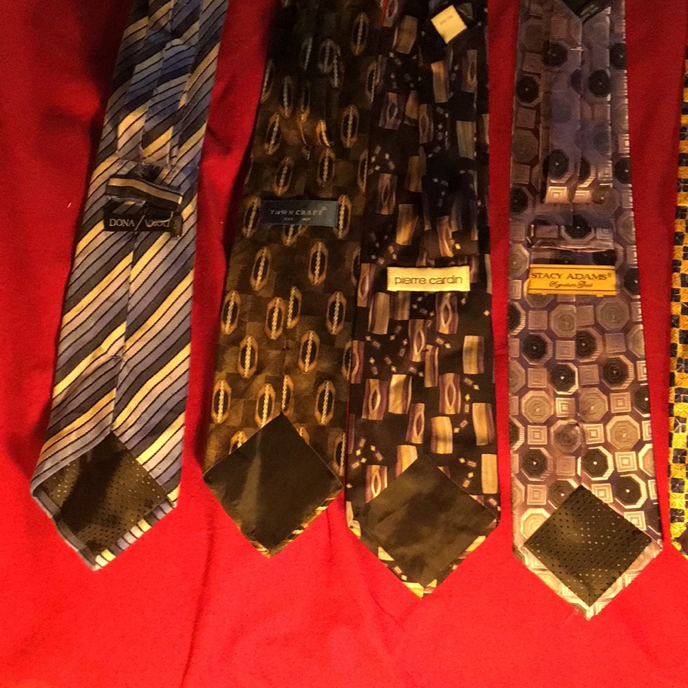 Miscellaneous men’s ties